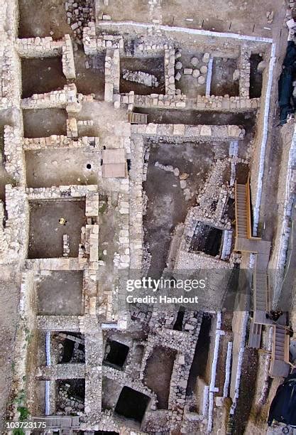 Givati Parking Lot Excavation Photos and Premium High Res Pictures - Getty Images