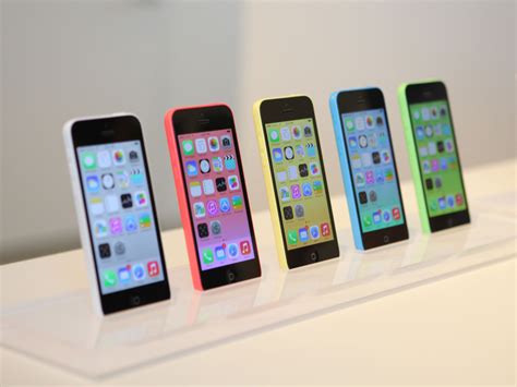 Iphone 5C all the colors on the stand wallpapers and images - wallpapers, pictures, photos