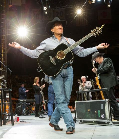 George Strait Photos Photos: George Strait Performs At The Staples Center | Other, King george ...