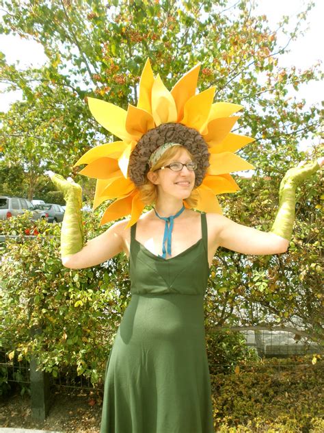 Sunflower Costume | I love this costume Dana made! You can r… | Flickr