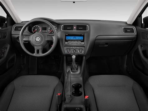 Volkswagen Jetta Sedán 2012: precio, ficha técnica, imágenes y lista de rivales | Lista de Carros