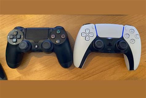 Ps4 controller and ps5 controller size comparison : r/playstation