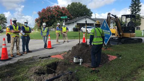 FPL Crews Install Underground Power Lines for Pilot Program