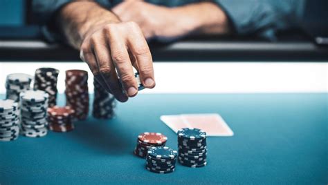 Poker Chip Tricks: Some Brilliant Chip Tricks For Some Good Poker Time