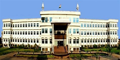 Mewar University - Placement, Courses, Faculty, Hostel, Fees