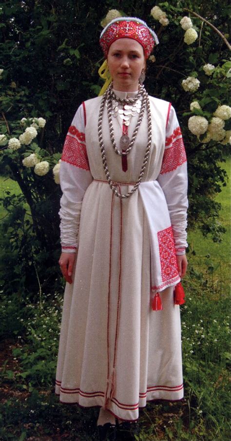 FolkCostume&Embroidery: Costume and Embroidery of the Seto, Estonia