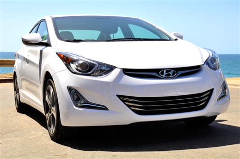 The 2015 Hyundai Elantra Sport Boasts Efficiency, Power, and Luxury - Rockin Mama™