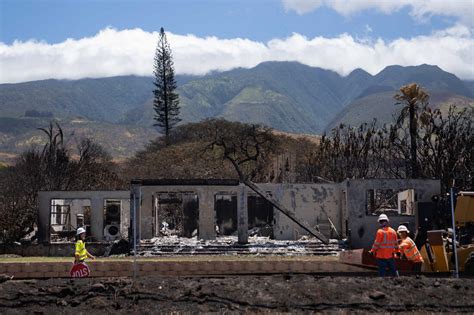 Lahaina locals worry rebuilding after the fire will price them out : NPR