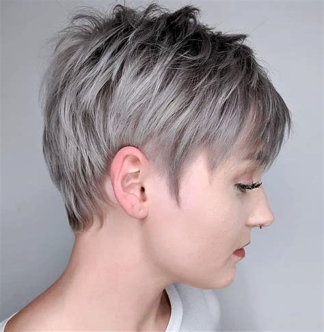 40 Bombshell Silver Hair Color Ideas for 2024 - Hair Adviser | Silver ...