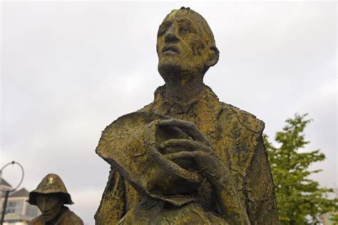 Famine Memorial (3) | Dublin | Pictures | Ireland in Global-Geography