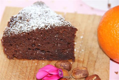 Gâteau au chocolat - la recette la plus facile et la plus rapide au monde