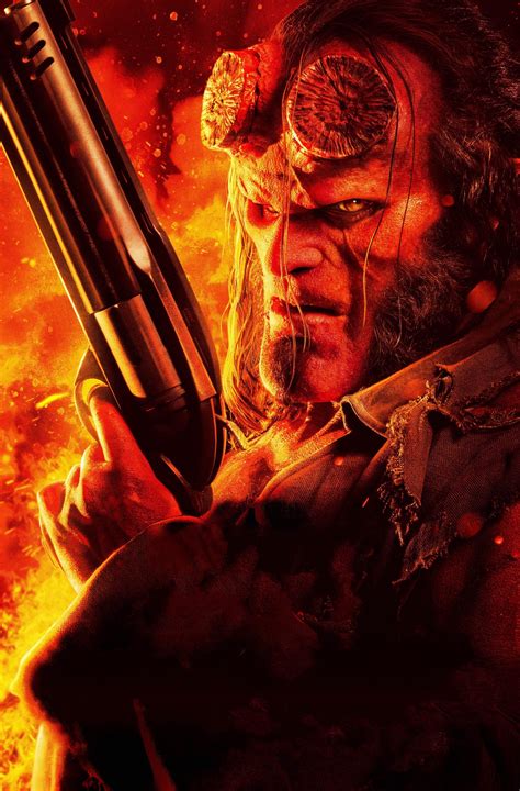 Hellboy : 赤い悪魔のアンチ・ヒーロー映画「ヘルボーイ」の新しい写真とテキストレスのポスター ! ! . チーム・クロエのサーシャにとっては、初めての全米公開映画のメジャー作品だけに ...