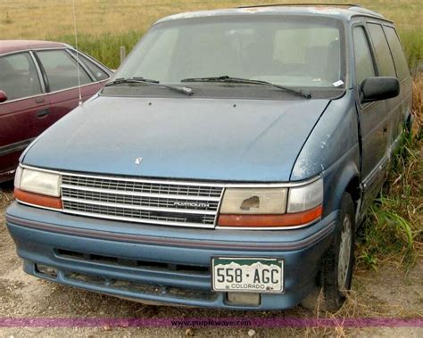 1993 Dodge Grand Caravan - Information and photos - MOMENTcar