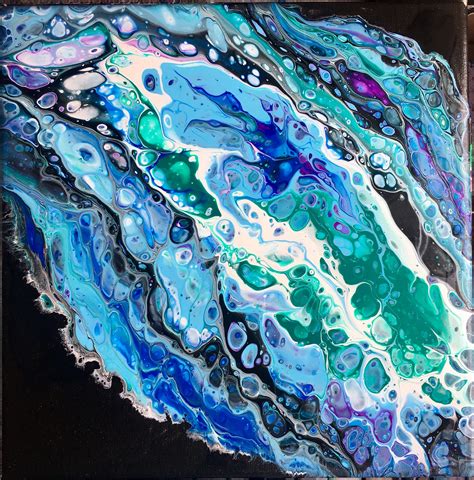 Acrylic flow painting by Nicole Munday (Flip cup and spin technique) Flow Painting, Fluid ...