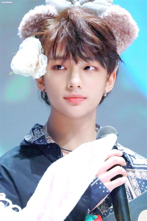 Hyunjin | Hyunjin stray kids, Stray kids hyunjin, Stray kids