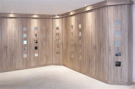 View Photos of Built in Wardrobes with Tv Space (Showing 17 of 30 Photos)