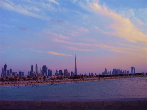 File:DubaiSkyline.JPG - Wikitravel Shared