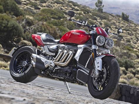 TRIUMPH ROCKET 3 (2020-on) Review | MCN