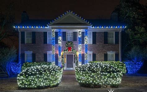 Blue and Pure White Christmas Light Display | Light Up Nashville