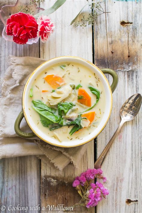 Creamy Spinach Artichoke Soup