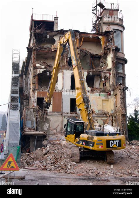 Demolition of Hotel Meina (Hotel Vittoria), Meina, Italy Stock Photo ...