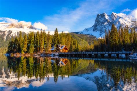 10 Valuable Emerald Lake Tips to Know Before Visiting Yoho - The Banff Blog