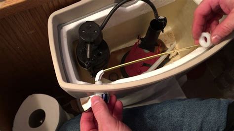 How To Replace A Toilet Tank Lever Mother Daughter Projects - Riset