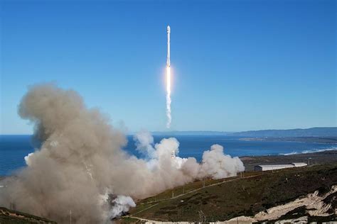 Iridium-1 Satellite Launch Photograph by Spacex/science Photo Library - Fine Art America