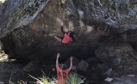 Oriane Bertone is the fourth woman climbing an 8C boulder!! - Up-Climbing