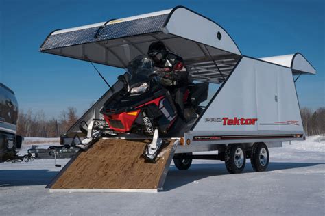 How to Choose the Best Snowmobile Trailer - Treadworld