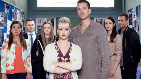 Hollyoaks - All 4