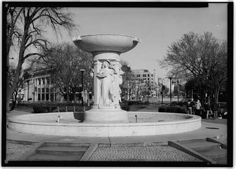 DUPONT CIRCLE FOUNTAIN, LOOKING NORTHWEST. - DuPont Circle, Washington ...