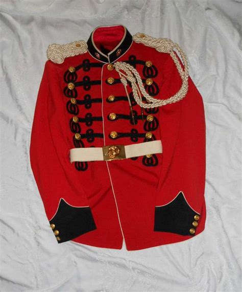 /MARINE-CORPS-BAND uniform Question - UNIFORMS - U.S. Militaria Forum