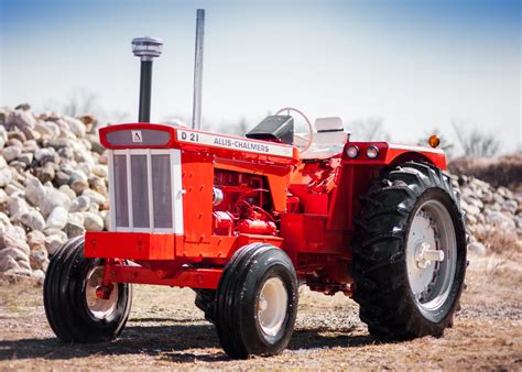 1968 Allis Chalmers D21 Series 2 at Ontario Tractor Auction 2017 as F32 ...