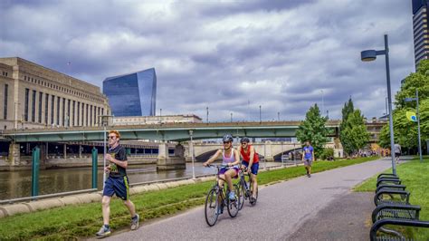 10 Can't-Miss Experiences on Philly's Schuylkill River Trail | Visit ...