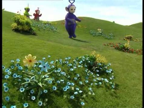 Teletubbies - Tiptoe Dance - YouTube