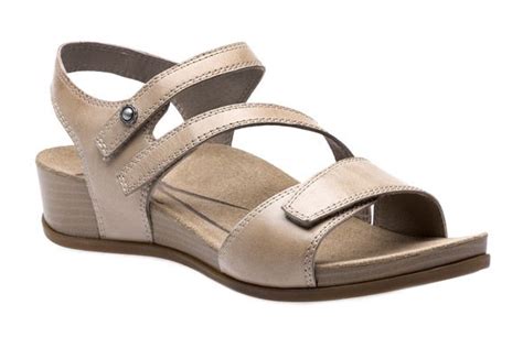 ABEO Quartz :: The Walking Company | Leather sandals women, Sandals ...