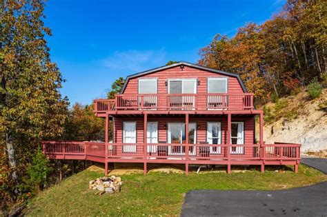 Three Beautiful Cabins For Your Shenandoah Valley Getaway