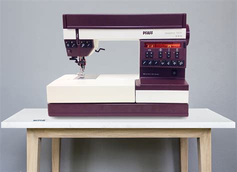 Pfaff Creative 1471 Computerized Sewing Machine FOR SALE