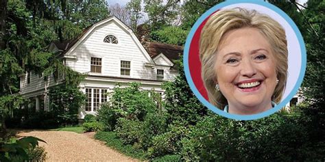 Hillary Clinton House in Chappaqua, NY - Pictures of Hillary Clinton's Home