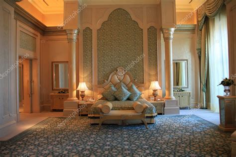 Emirates Palace Room — Stock Photo © smilingsunray #10195798