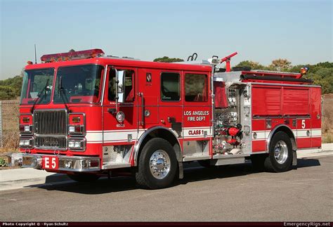 LAFD Engine 5 - Seagrave Marauder II Pumper | Fire trucks, Los angeles ...