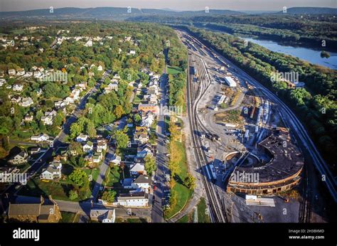 Roundhouse and train yard , Brunswick Maryland Stock Photo - Alamy