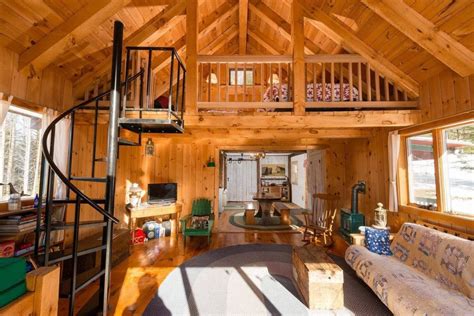 10 Cozy Cabins for Rent in Vermont | Winter Getaways - New England Today