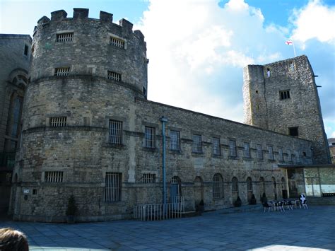 The castles, towers and fortified buildings of Cumbria: Oxford Castle,Oxford