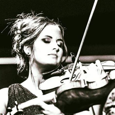 Anna Wandtke Violinist and Coach For Artists