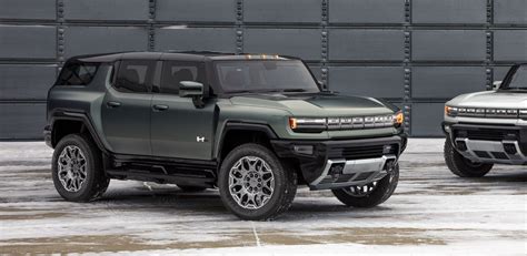 GM unveils Hummer EV SUV version starting at $80,000, but it is going to take a while - Electrek