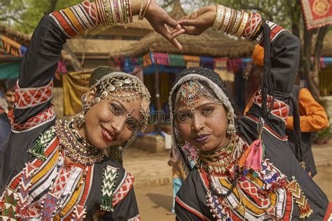 Kalbelia Dancers at the Sarujkund Fair Near Delhi, India. Editorial ...