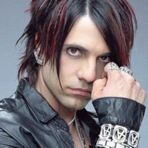 The Secrets Behind Criss Angel's Magic Tricks Explained - ZergNet