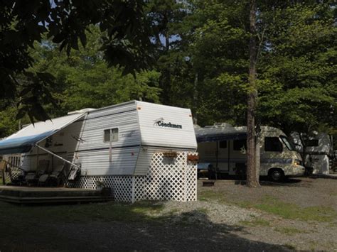 High Rock Lake Marina & Campground | VisitNC.com